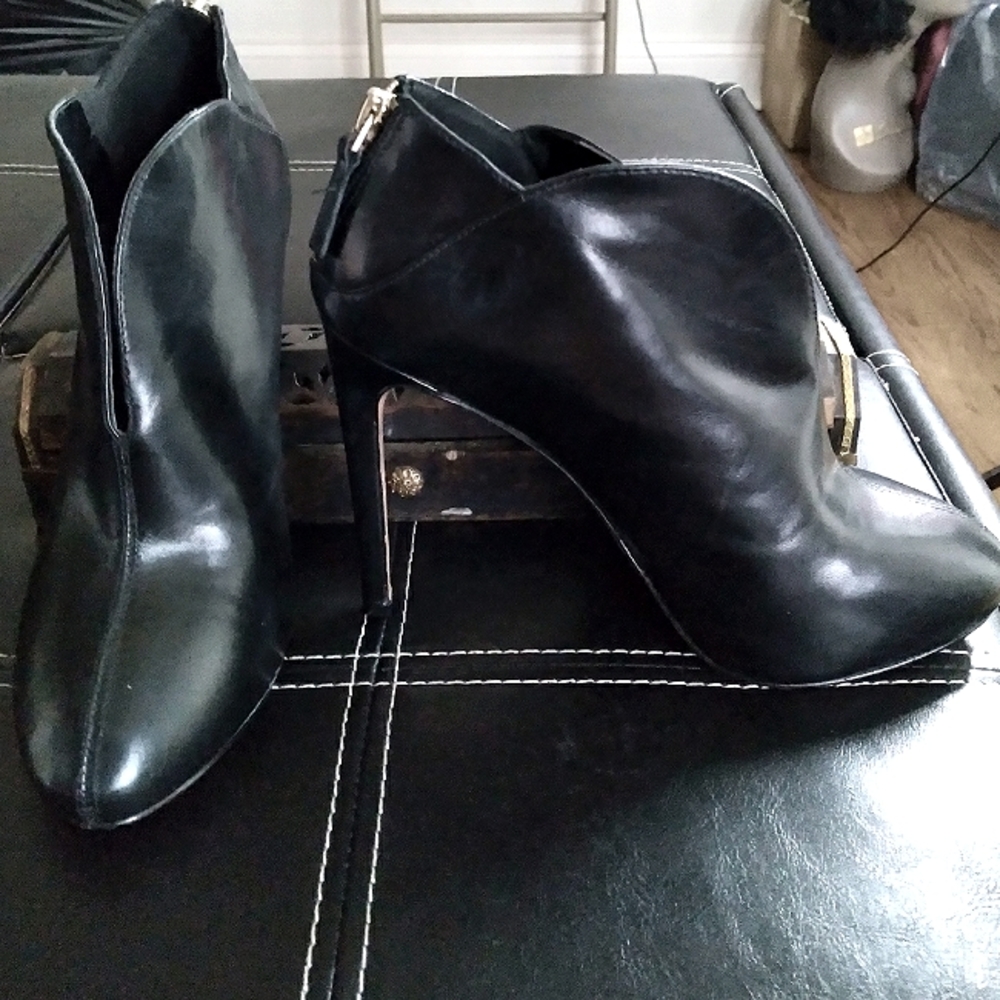 👢IT'S A SALE!! NINE WEST ANKLE BOOTS👢